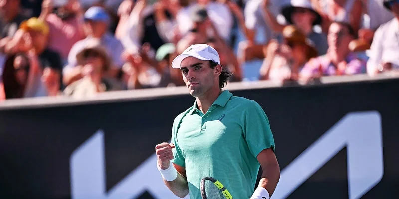 Элиот Спиццирри - Ибин Ву