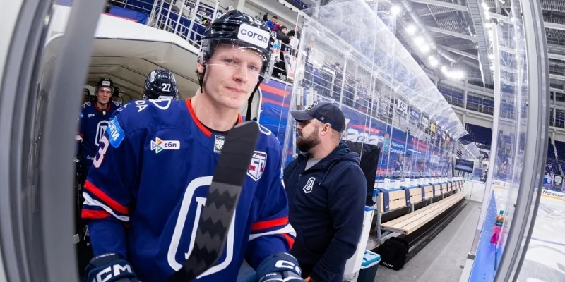 Лада - Динамо М