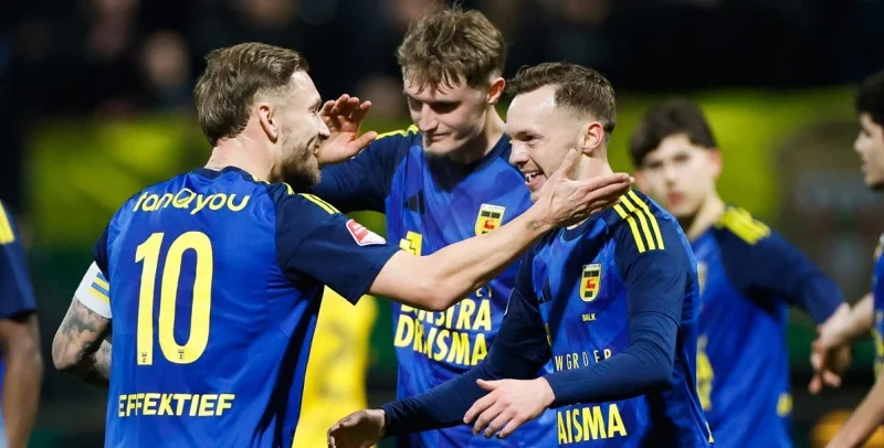 Камбур - ФК Эйндховен Камбур - ФК Эйндховен