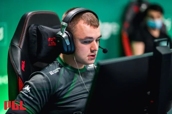 Sangal Esports - FAVBET Team Sangal Esports - FAVBET Team