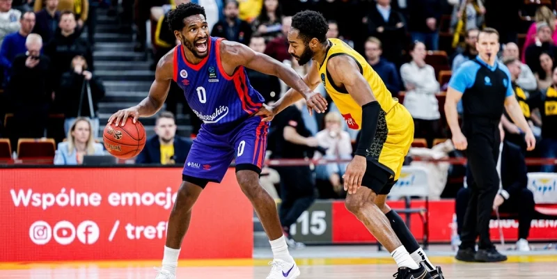 Бахчешехир Университет - Арис Бахчешехир Университет - Арис