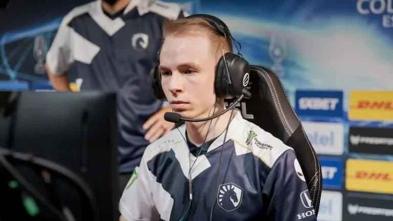 Team Liquid - Ninjas in Pyjamas Team Liquid - Ninjas in Pyjamas
