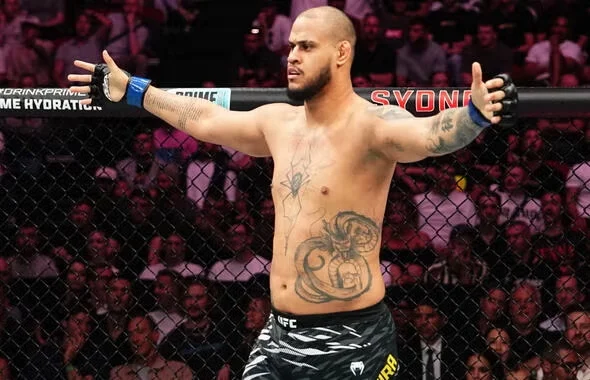 Тай Туйваса - Талиссон Тейшейра