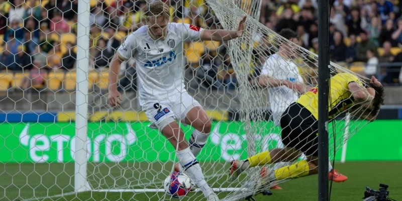 Перт Глори - Окленд