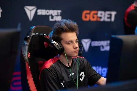 BC.Game Esports - FaZe Clan