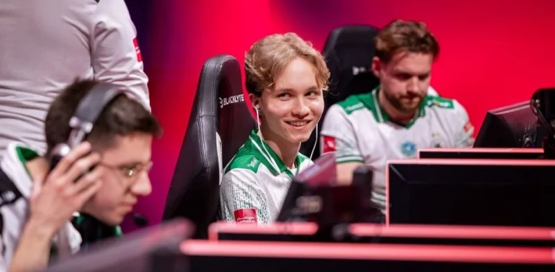 Team Falcons - Xtreme Gaming