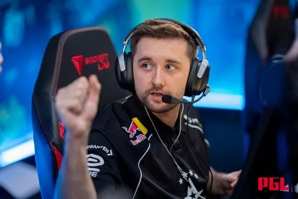 Astralis - Zero Tenacity Astralis - Zero Tenacity