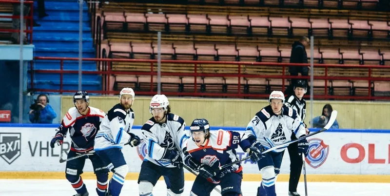 Звезда - Динамо-Алтай