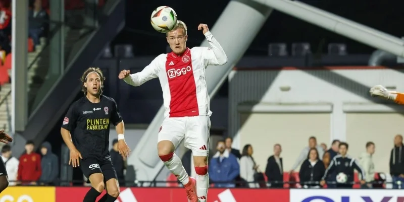 Йонг Аякс - Камбур Йонг Аякс - Камбур