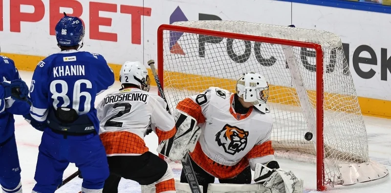 МХК Динамо - Амурские Тигры МХК Динамо - Амурские Тигры