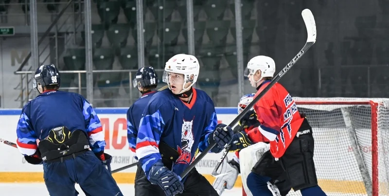 Белые Медведи - Красноярские Рыси Белые Медведи - Красноярские Рыси