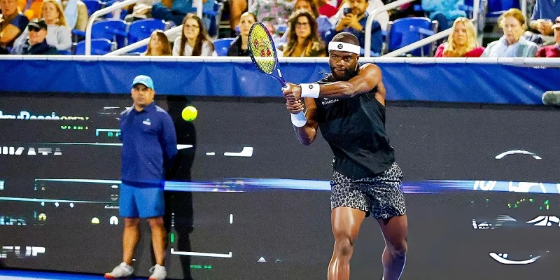 Закари Свайда - Фрэнсис Тиафо Закари Свайда - Фрэнсис Тиафо