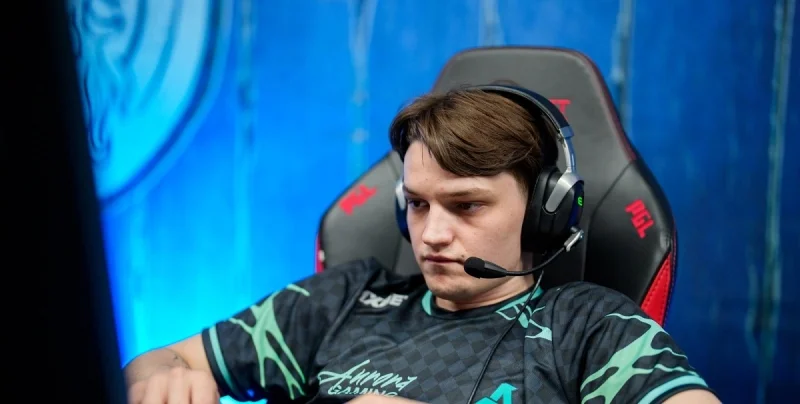 Aurora - Team Falcons