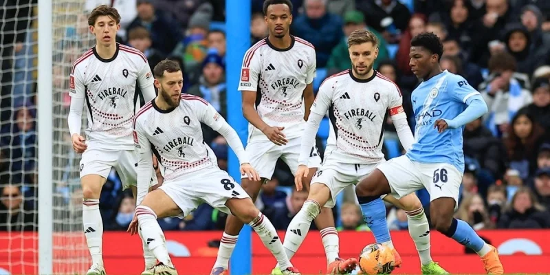 Солфорд Сити - Шрусбери