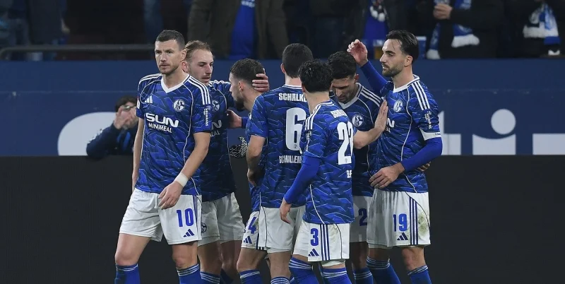 Гройтер Фюрт - Шальке Гройтер Фюрт - Шальке