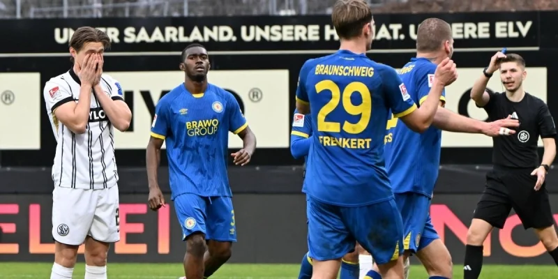 Айнтрахт Брауншвейг - Мюнстер Айнтрахт Брауншвейг - Мюнстер