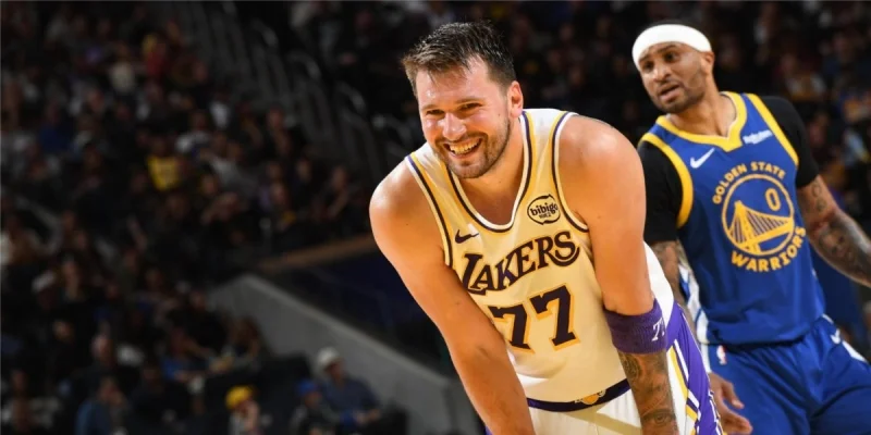 Лейкерс - Сакраменто Лейкерс - Сакраменто