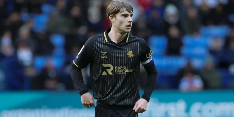 Барнсли - Уикомб Уондерерз