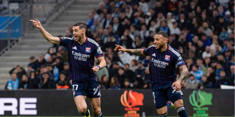 Лион - Ланс Лион - Ланс