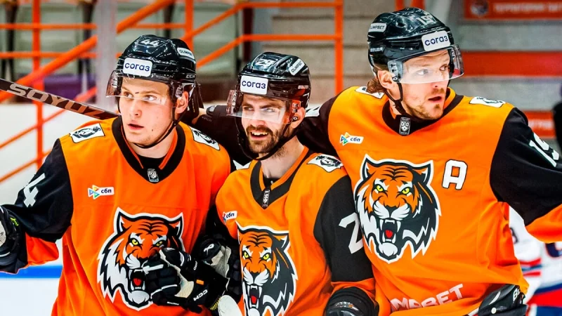 Амур - Салават Юл Амур - Салават Юл