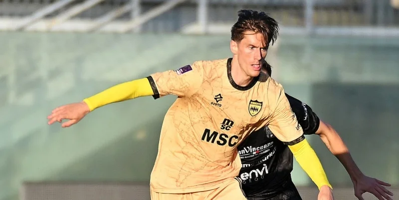 Латина - Сорренто Латина - Сорренто