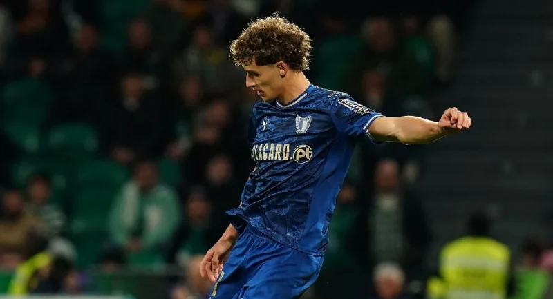 Фамаликан - Арока Фамаликан - Арока