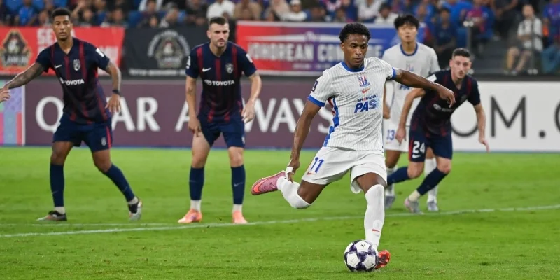 Шанхай Шэньхуа - Далянь