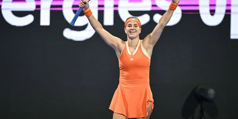 Каролина Мухова - Антония Рузич