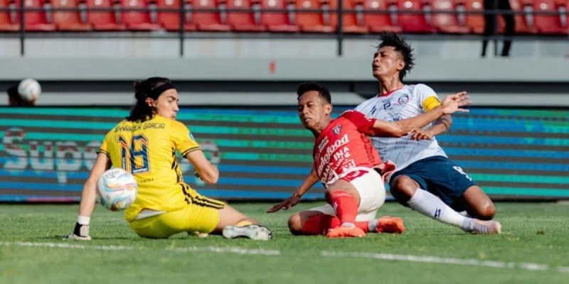 Персис Соло - Бали Юнатед Пусам