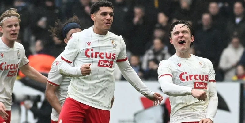 Антверпен - Стандард Антверпен - Стандард