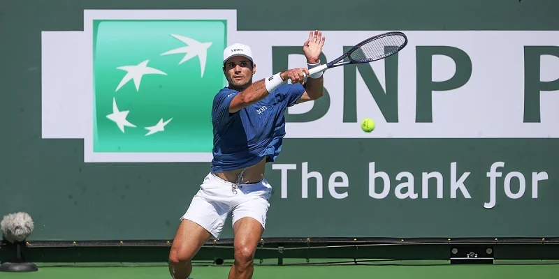 Маркос Хирон - Итан Куинн Маркос Хирон - Итан Куинн