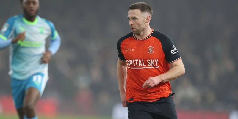 Лутон Таун - Эксетер Сити Лутон Таун - Эксетер Сити