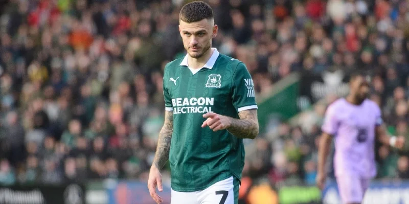 Плимут - Стивенэйдж