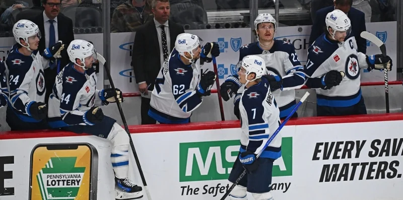 Бостон - Виннипег Джетс