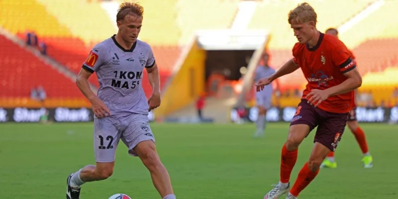 Брисбен Роар - Веллингтон Феникс