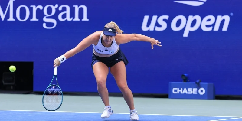 Анна Блинкова - Виктория Мбоко