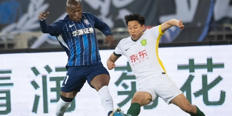 Хэнань - Ухань Три Таунс