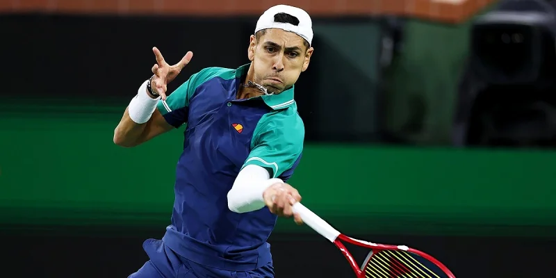 Алехандро Табило - Алекс Микельсен