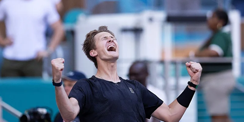 Себастьян Корда - Мартин Ландалус