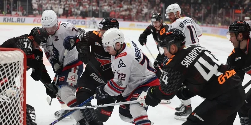 Авангард - Нефтехимик