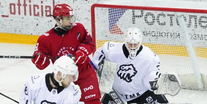 Белые Медведи - Локо-76