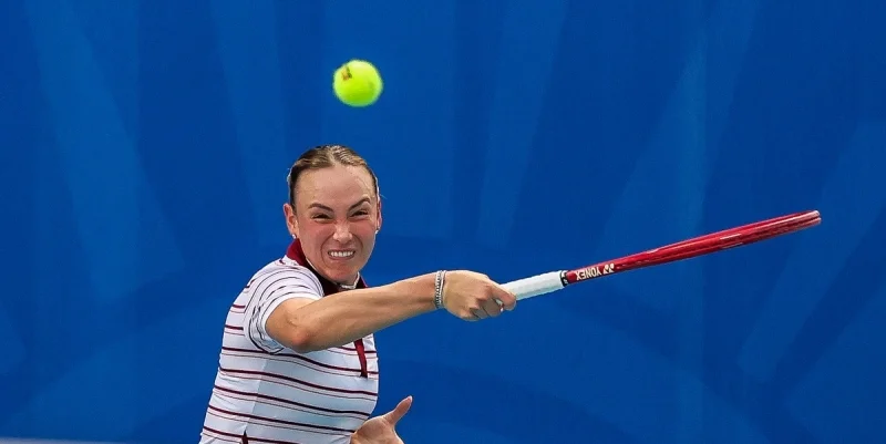 Донна Векич - Сачия Викери Донна Векич - Сачия Викери