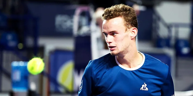 Люка Ван Аш - Уго Гастон Люка Ван Аш - Уго Гастон