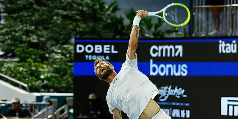 Корентен Муте - Таха Баади