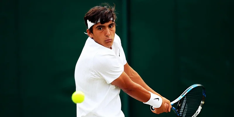 Роман Андрес Бурручага - Адам Уолтон