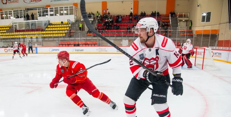 Горняк - Молот