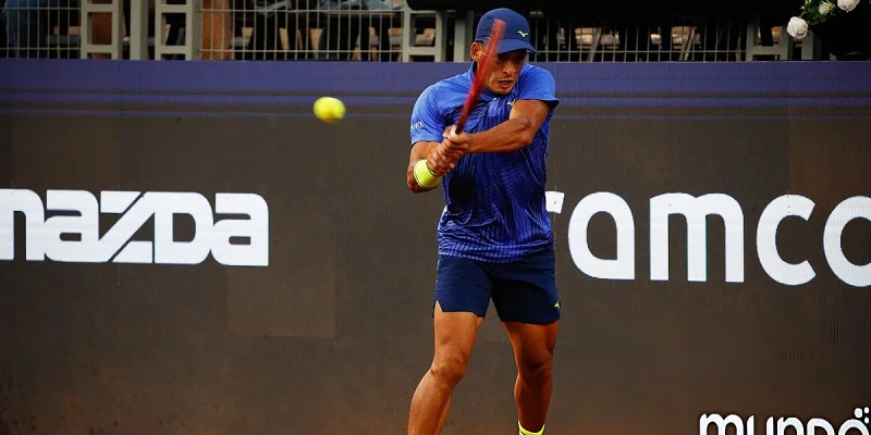 Себастьян Баес - Титуан Дроге