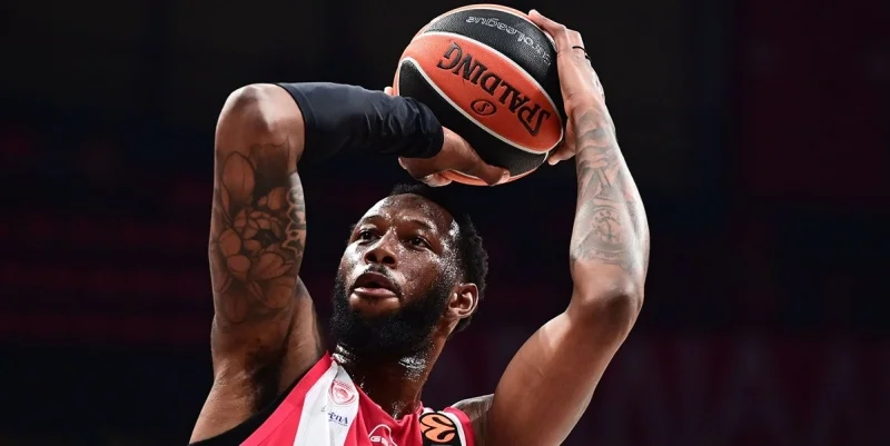 Олимпиакос - Реал М