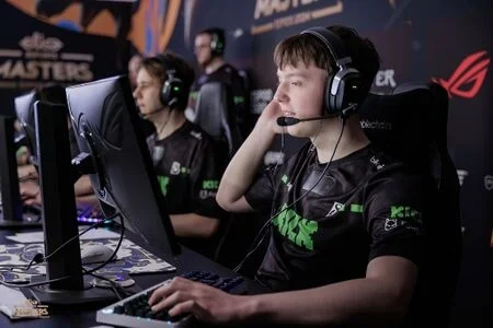 B8 - Inner Circle Esports B8 - Inner Circle Esports