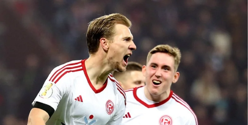 Фортуна Дф - Хольштайн Киль Фортуна Дф - Хольштайн Киль